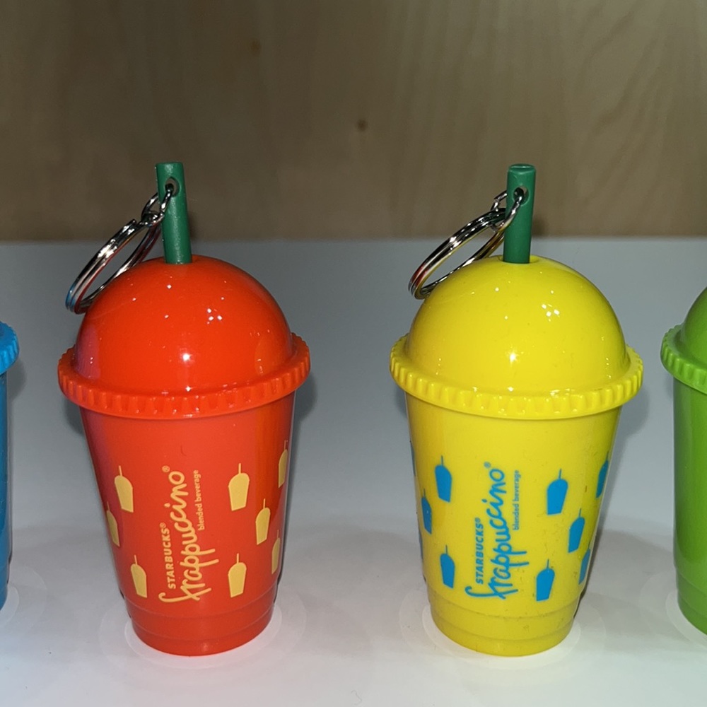 Starbucks keychains - Picture 4 of 9